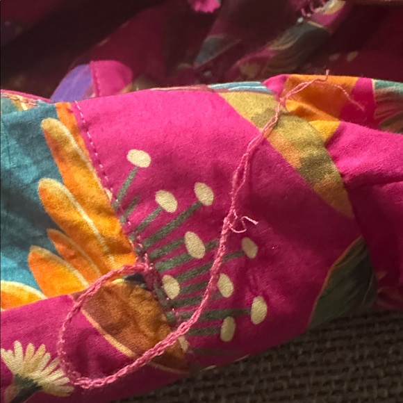 FARM Rio Macaw Belted Puff Sleeve Tropical Print Romper M - Picture 7 of 7